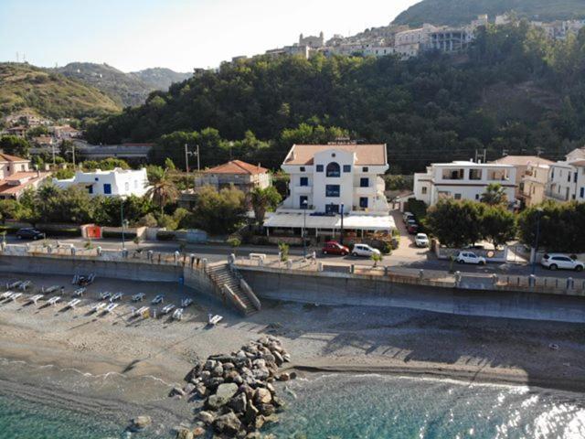 Sea Garden Hotel Acquappesa Eksteriør bilde